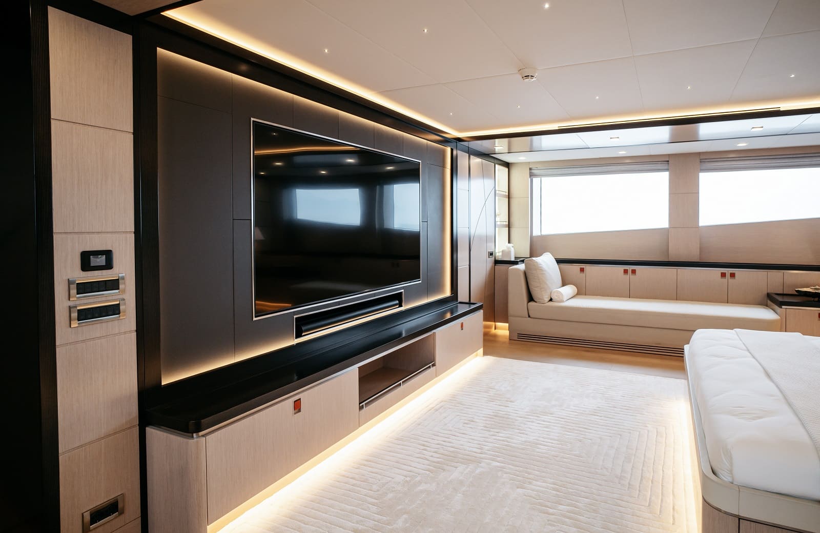 Bering Yachts presents images of the interior of B145 HEEUS