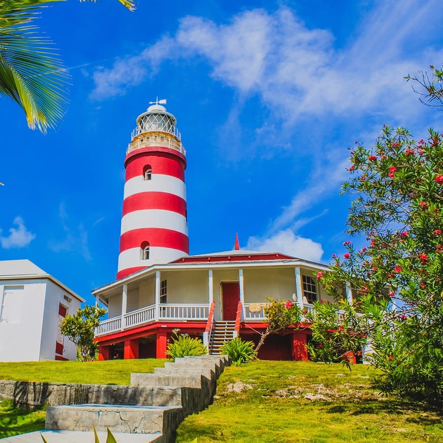 Day 1: Marsh Harbour - Scotland Cay (7 NM)