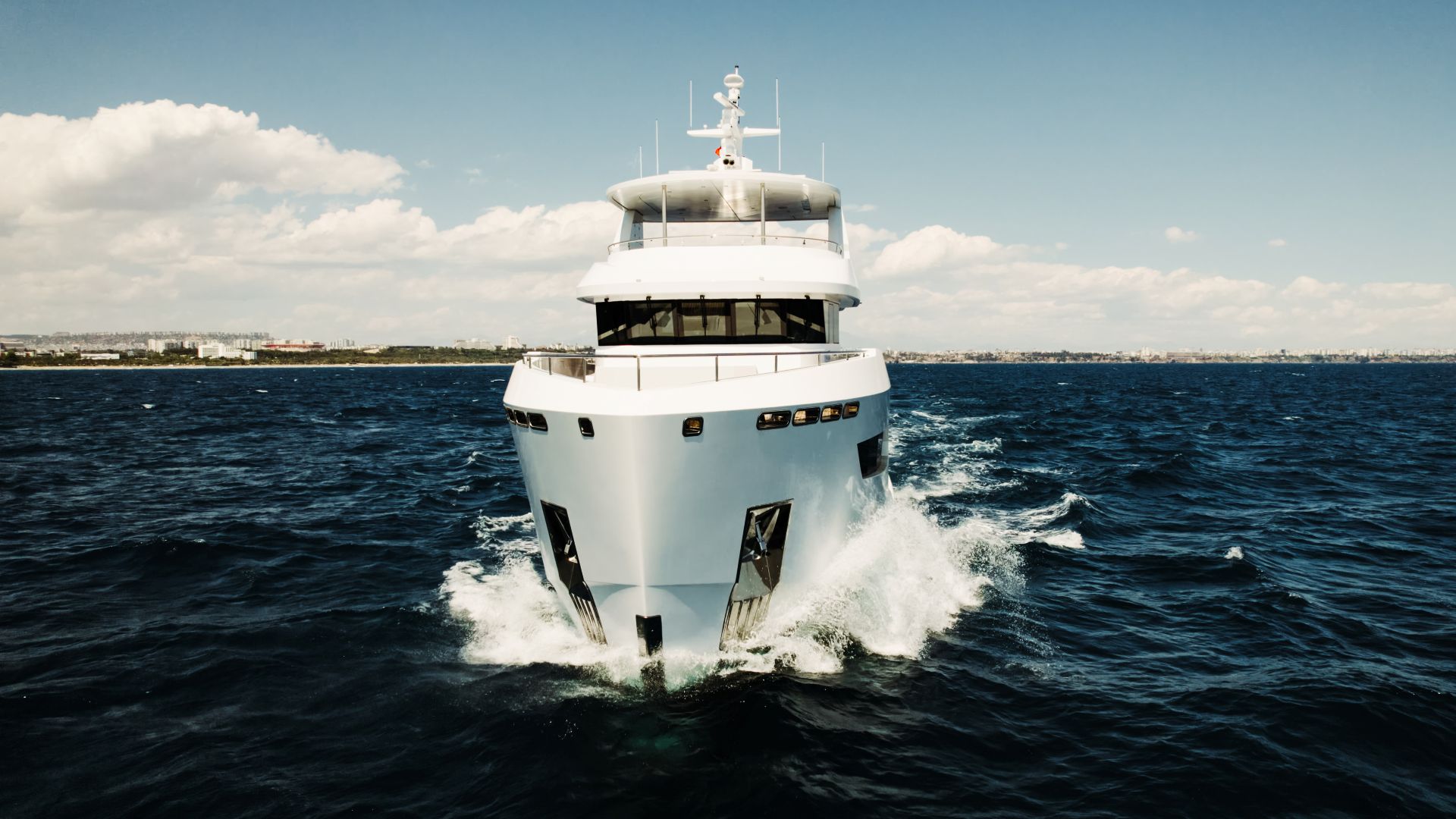 Bering 88 Sea Trial: First Test Results of The Most Popular Bering Explorer