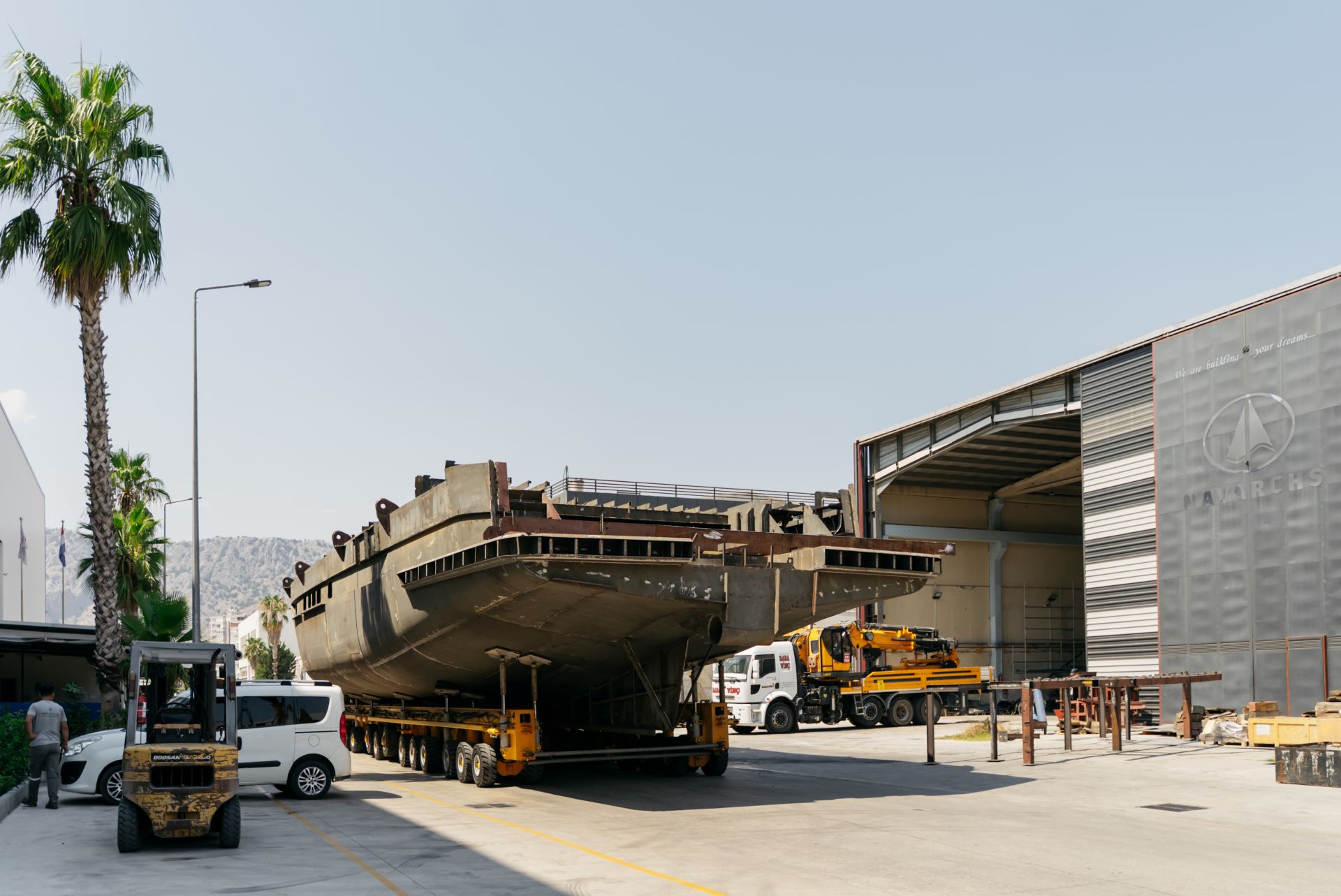Bering 110 Hull Turnover Marks Next Stage of Construction
